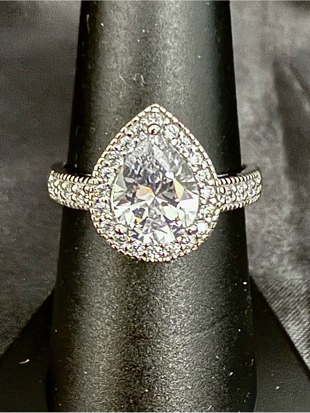 FAS Thai Pear Cut Clear CZ Halo Silver Tone Statement Cocktail Ring Size 8